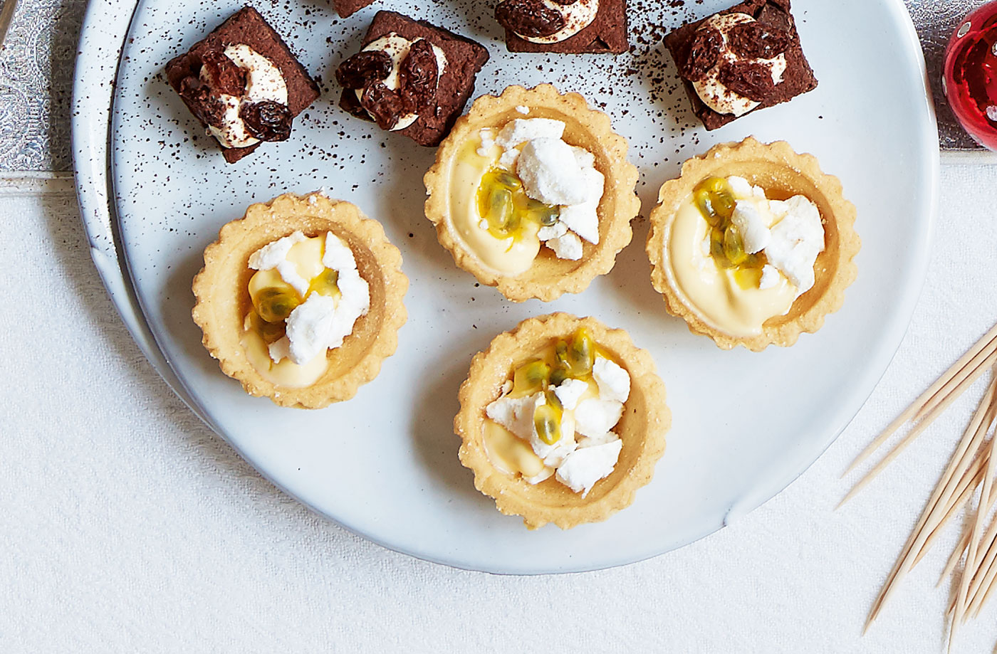 Buy pastry cases