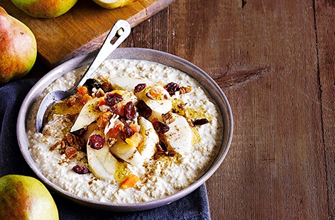 A hearty bowl of oats packed with scrumptious pears, mixed fruit and cinnamon. This easy breakfast recipe can be made in advance to save time and effort, and is wonderfully fragrant - it's sure to brighten up any morning