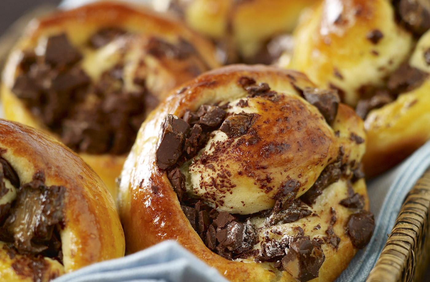 Chocolate brioche buns recipe