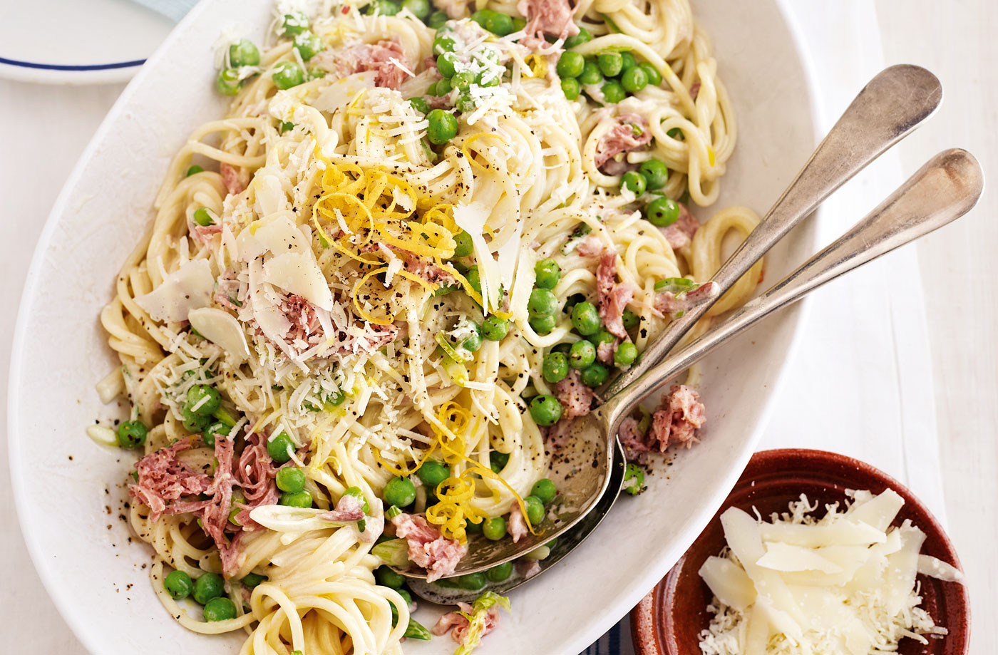 Ham and pea carbonara recipe