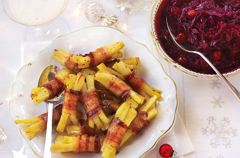 A delicious red cabbage side dish for the main event at Christmas. Sweet, tangy, full of texture and richly coloured, the ruby red cabbage and cranberries will complement the turkey a treat.