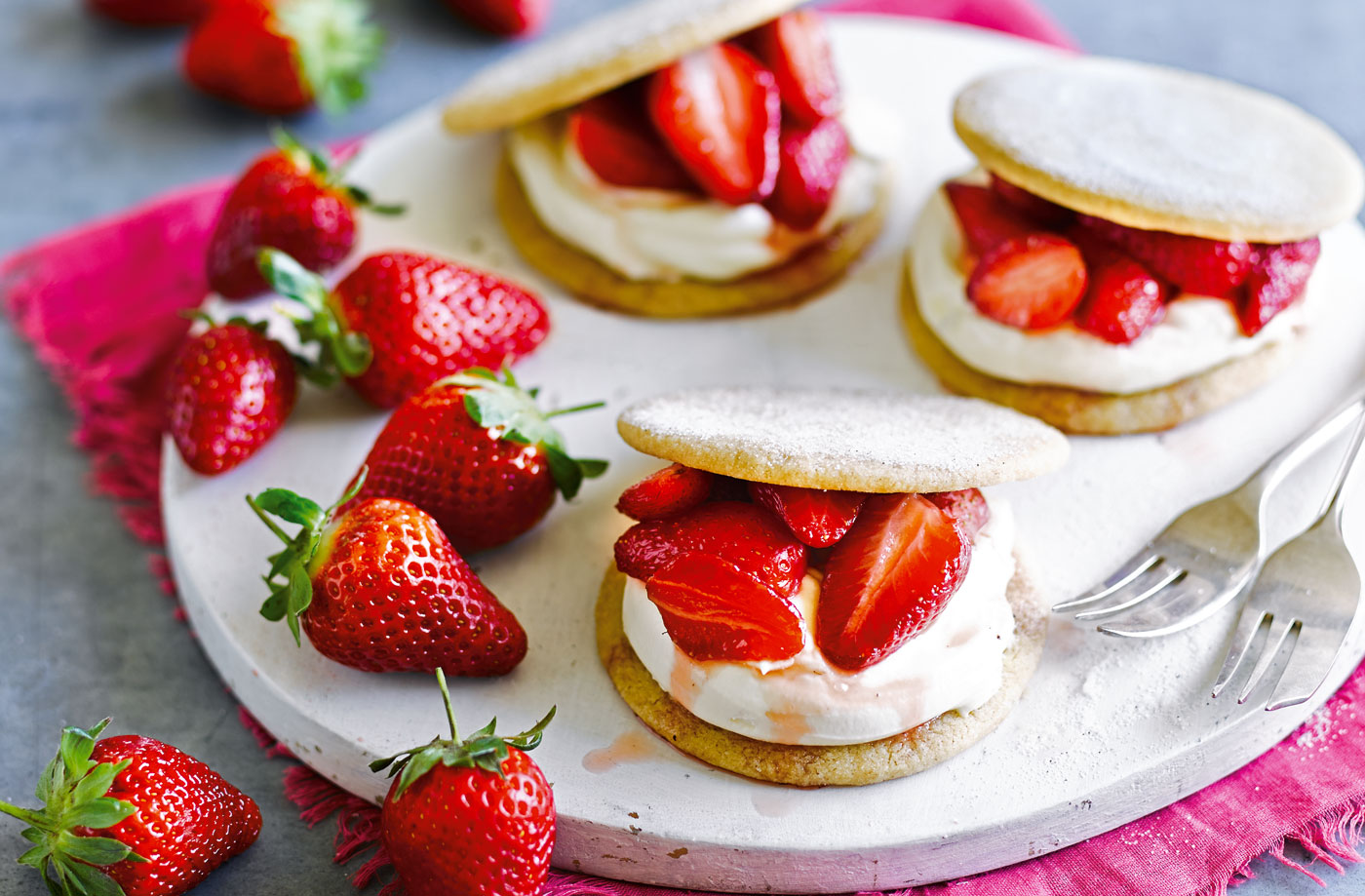 Strawberry and cream shortcakes recipe
